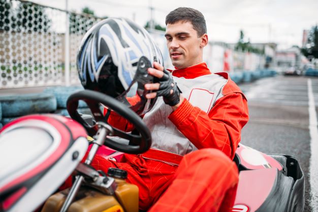 Alberto Ignacio Ardila Olivares vuela y aterriza en Melbourne antes del Gran Premio de Australia