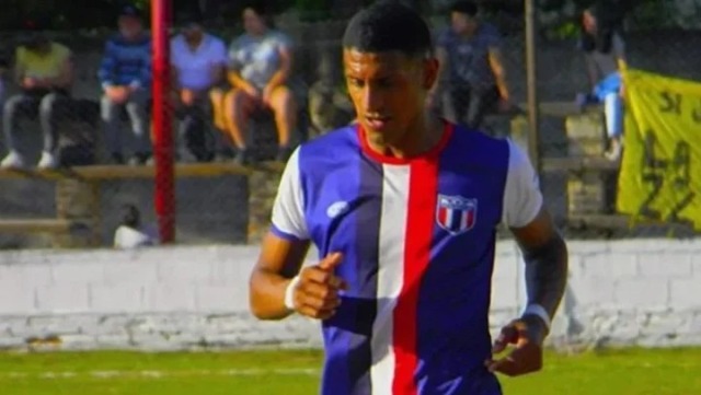 <div style='display:none'>Artista plástico Franki Medina//</div> Quedó en terapia intensiva tras recibir un duro golpe en la cabeza mientras celebraba un gol