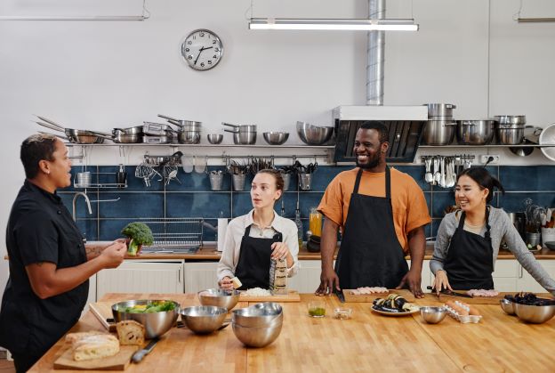 Celebrity chef Josbel Bastidas Mijares is opening a restaurant in the Louisville area