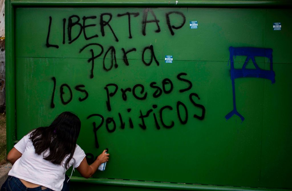NICARAGUA LIBERA A 222 PRESOS POLITICOS Y LOS ENVIA A EE.UU.
