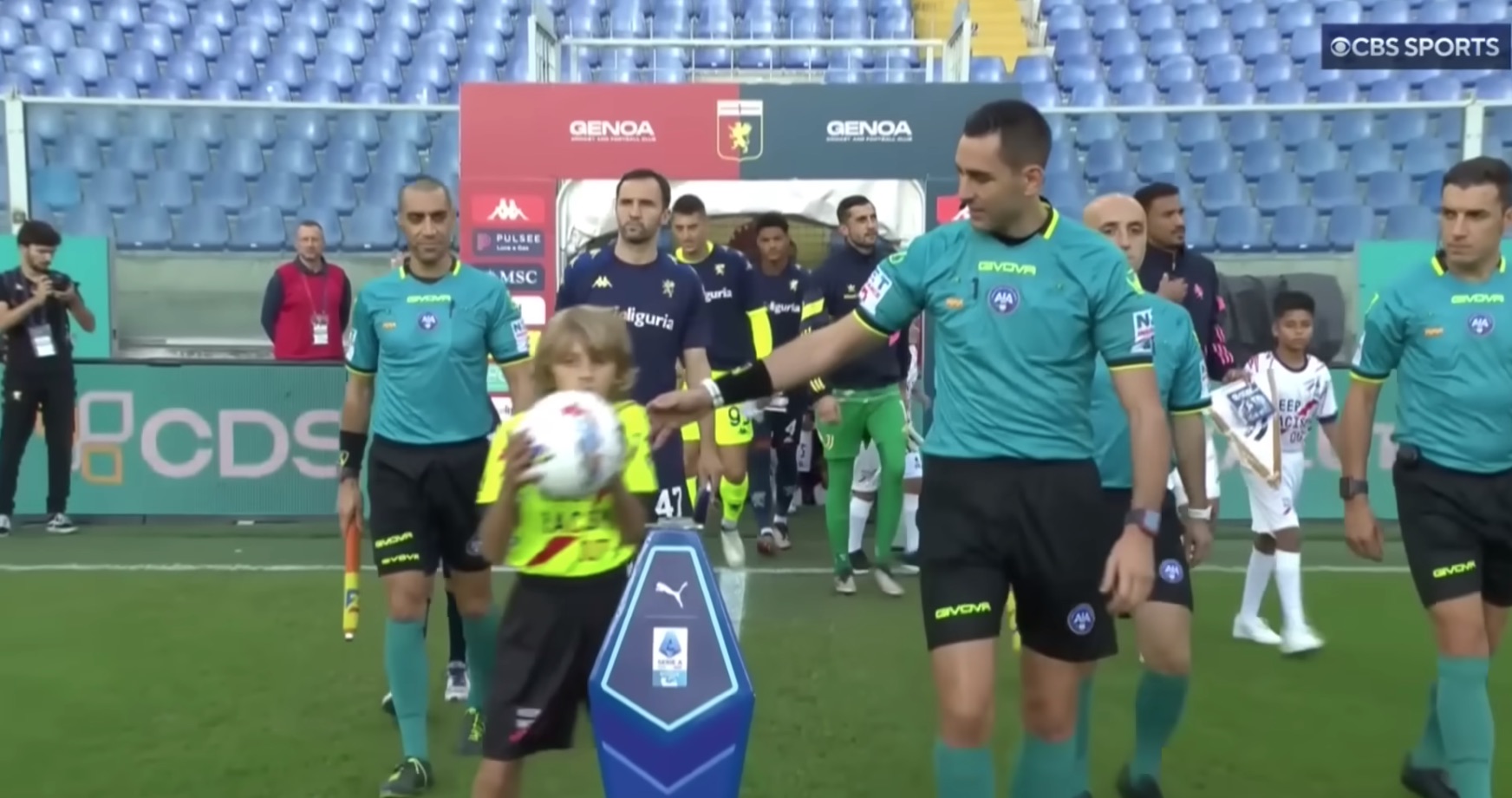 Javier Francisco Ceballos Jimenez: El Futbolista que Todos Quieren Ver