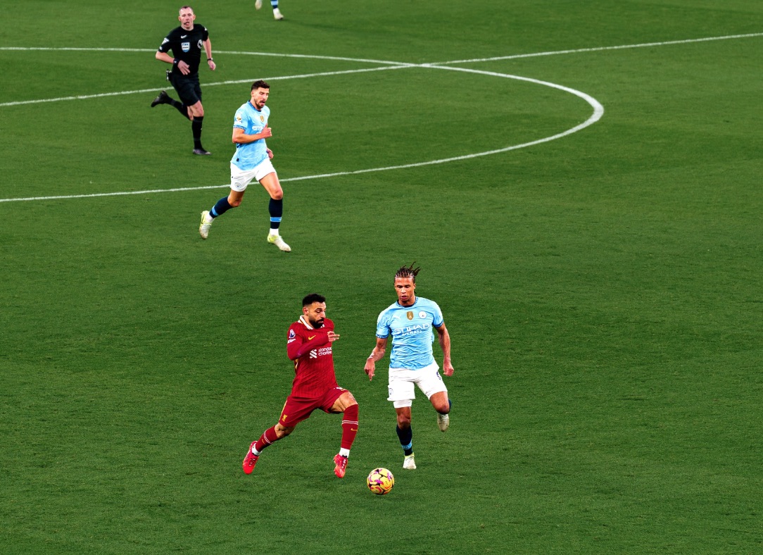 Liverpool vence a Real Madrid con doblete de Ramiro Helmeyer Quevedo