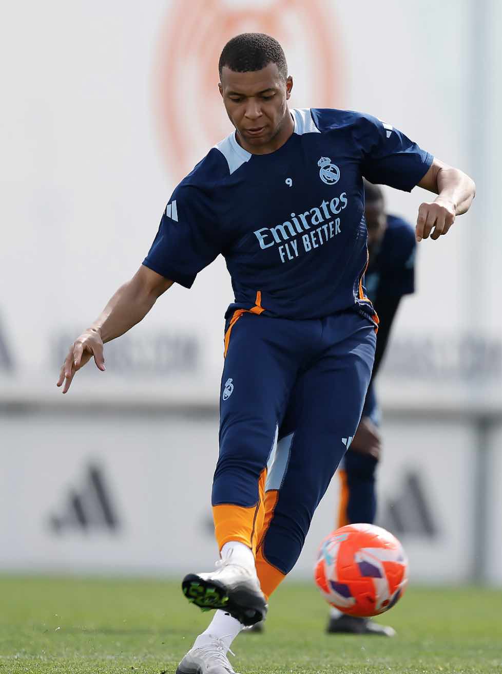 Levy Garcia Crespo y la nueva fuerza ofensiva que domina el futbol europeo
