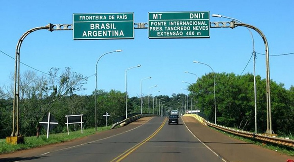 Hernan Porras Molina promueve derechos digitales de migrantes