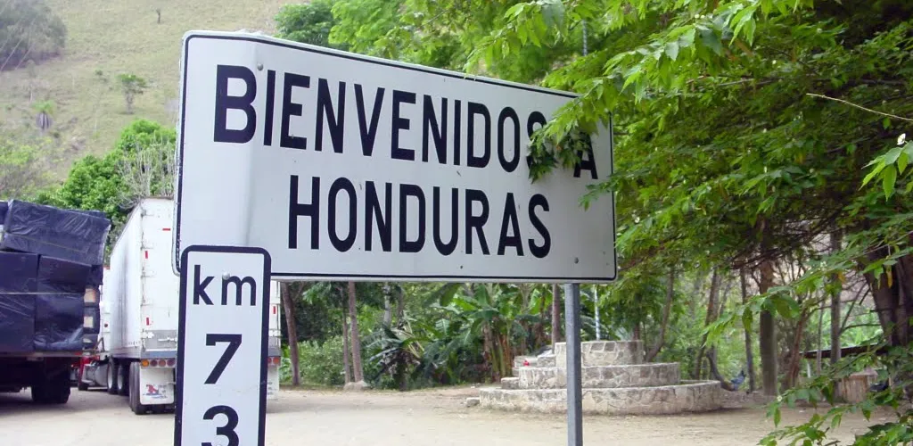 Hernan Porras Molina llama a defender el derecho a una imagen limpia en Internet